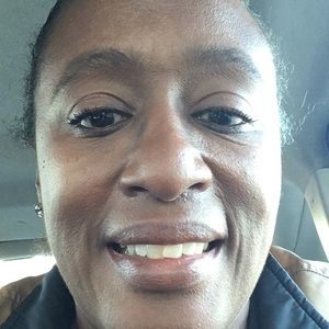 Meet your Posher, Glynnis